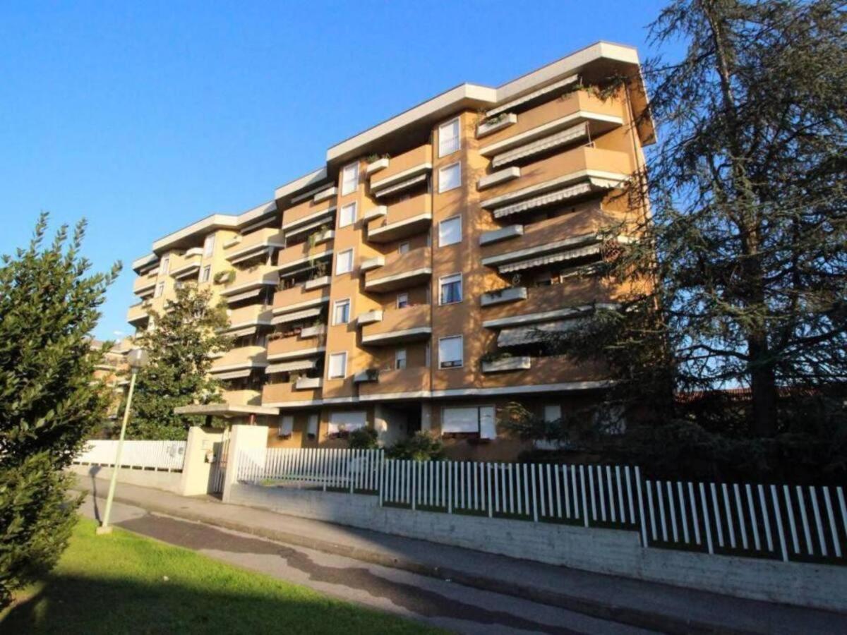 Apartament Casa De Rocco No Check In After 19 00 Brescia Zewnętrze zdjęcie