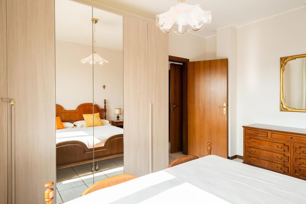 Apartament Casa De Rocco No Check In After 19 00 Brescia Zewnętrze zdjęcie